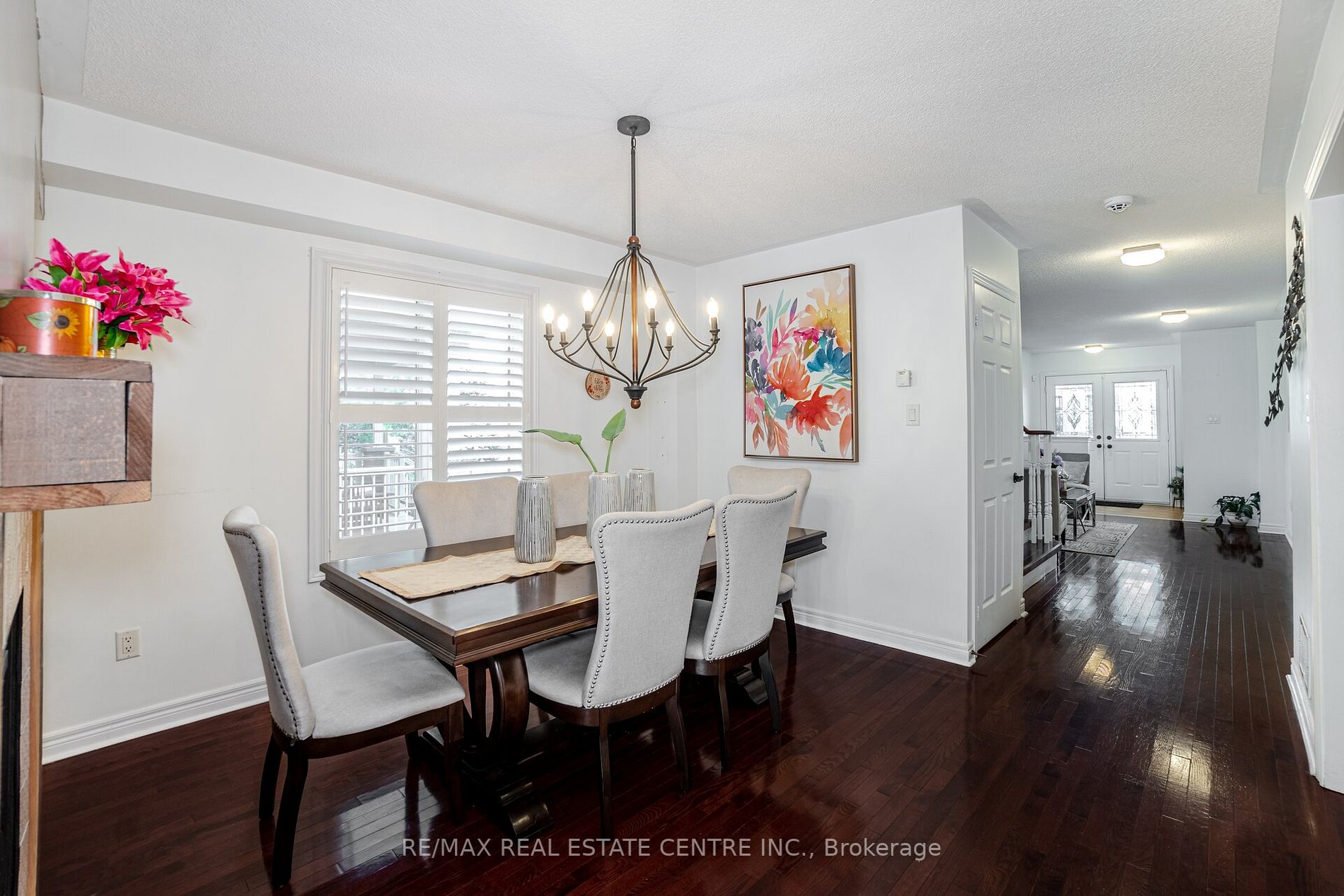 25 Mowat Crescent