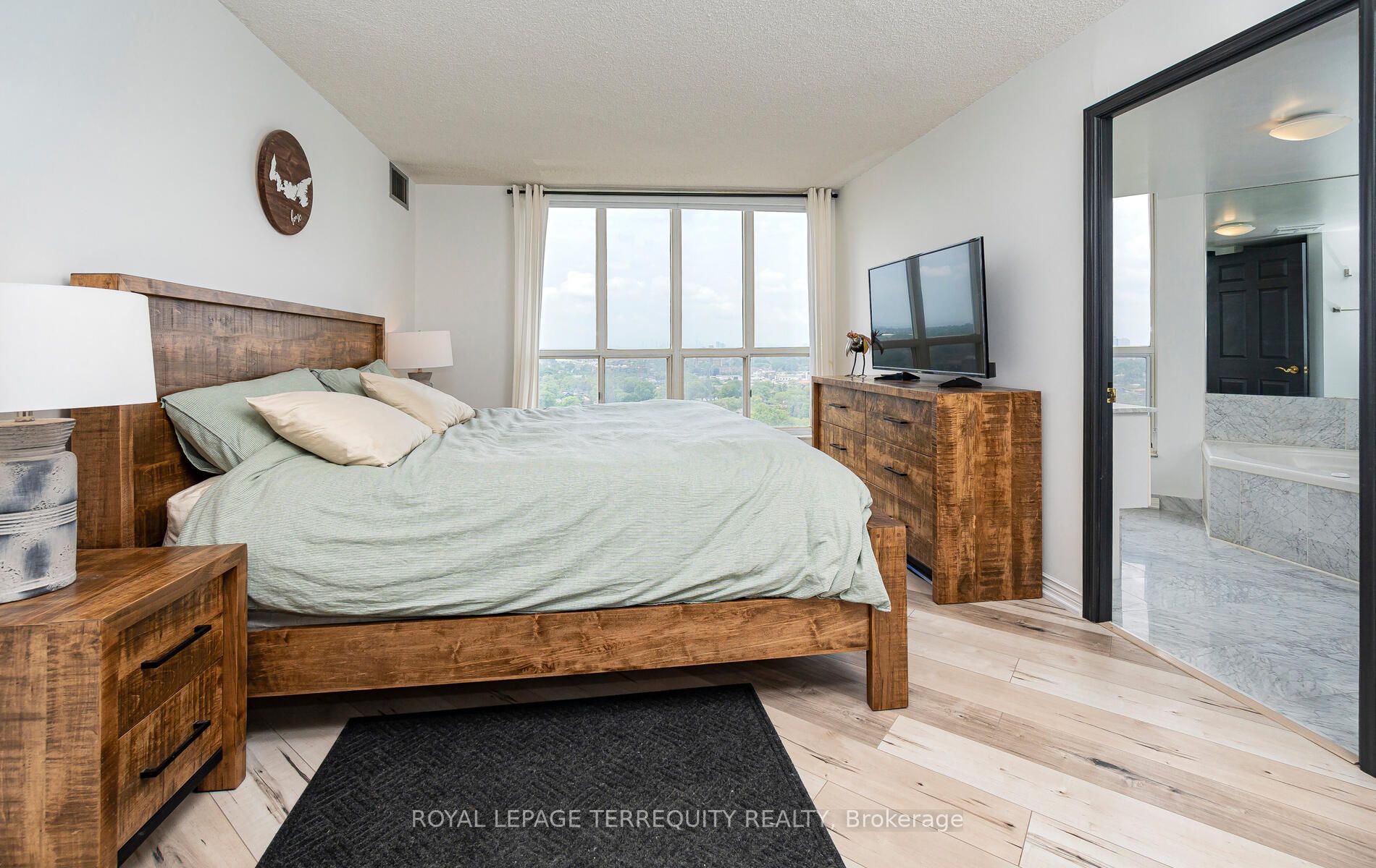 2285 Lake Shore Blvd W, #2108