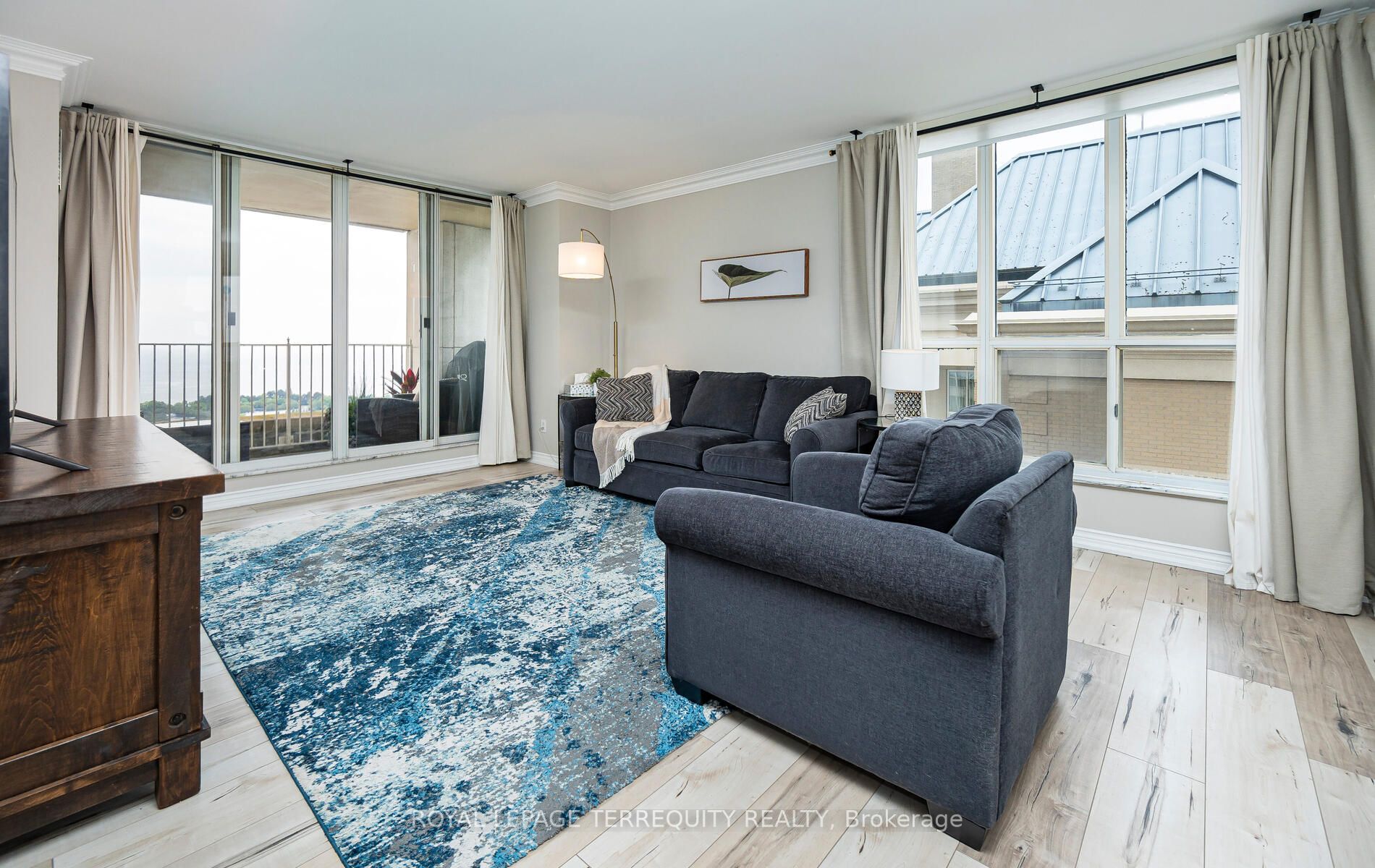 2285 Lake Shore Blvd W, #2108