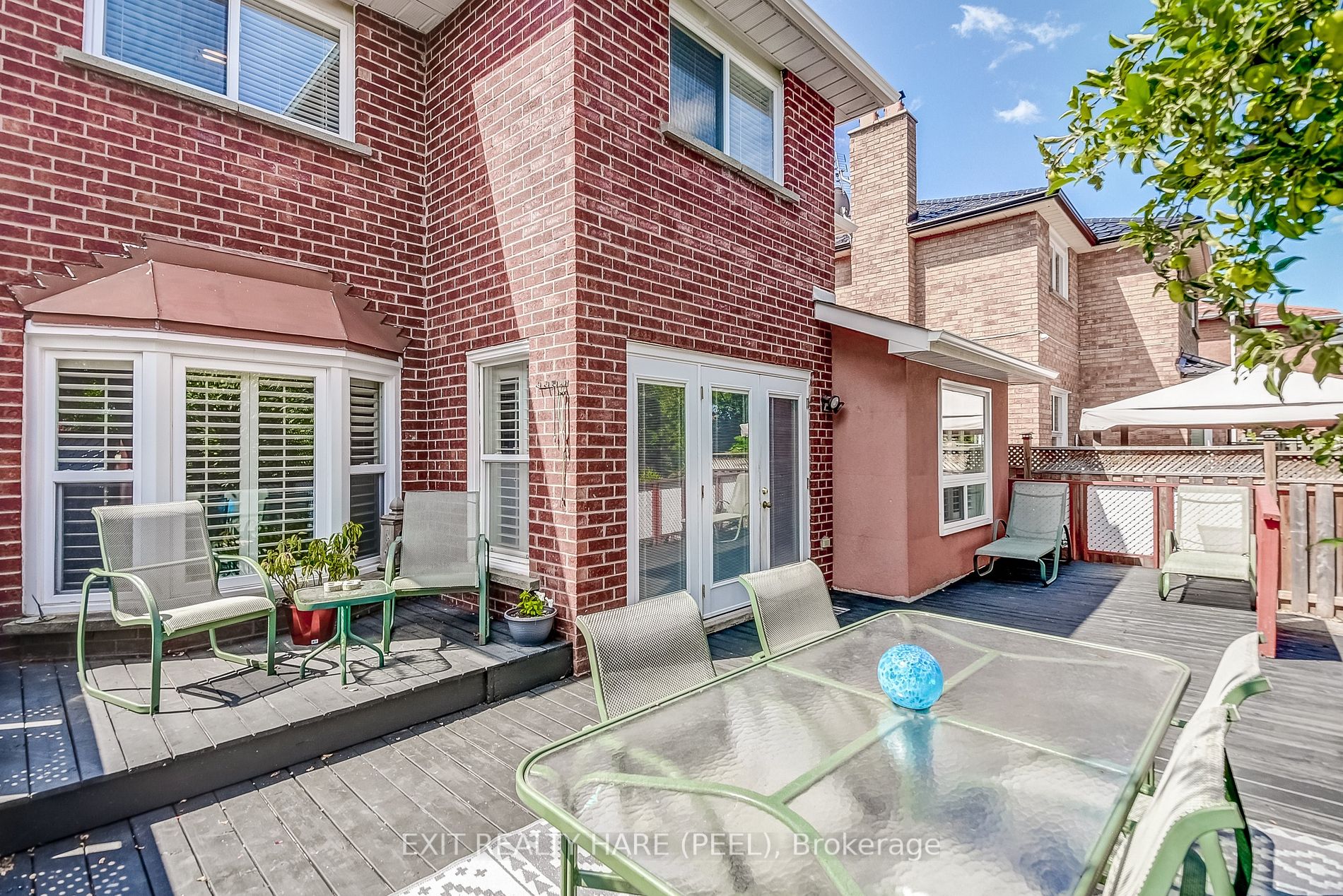 65 Major William Sharpe Drive
