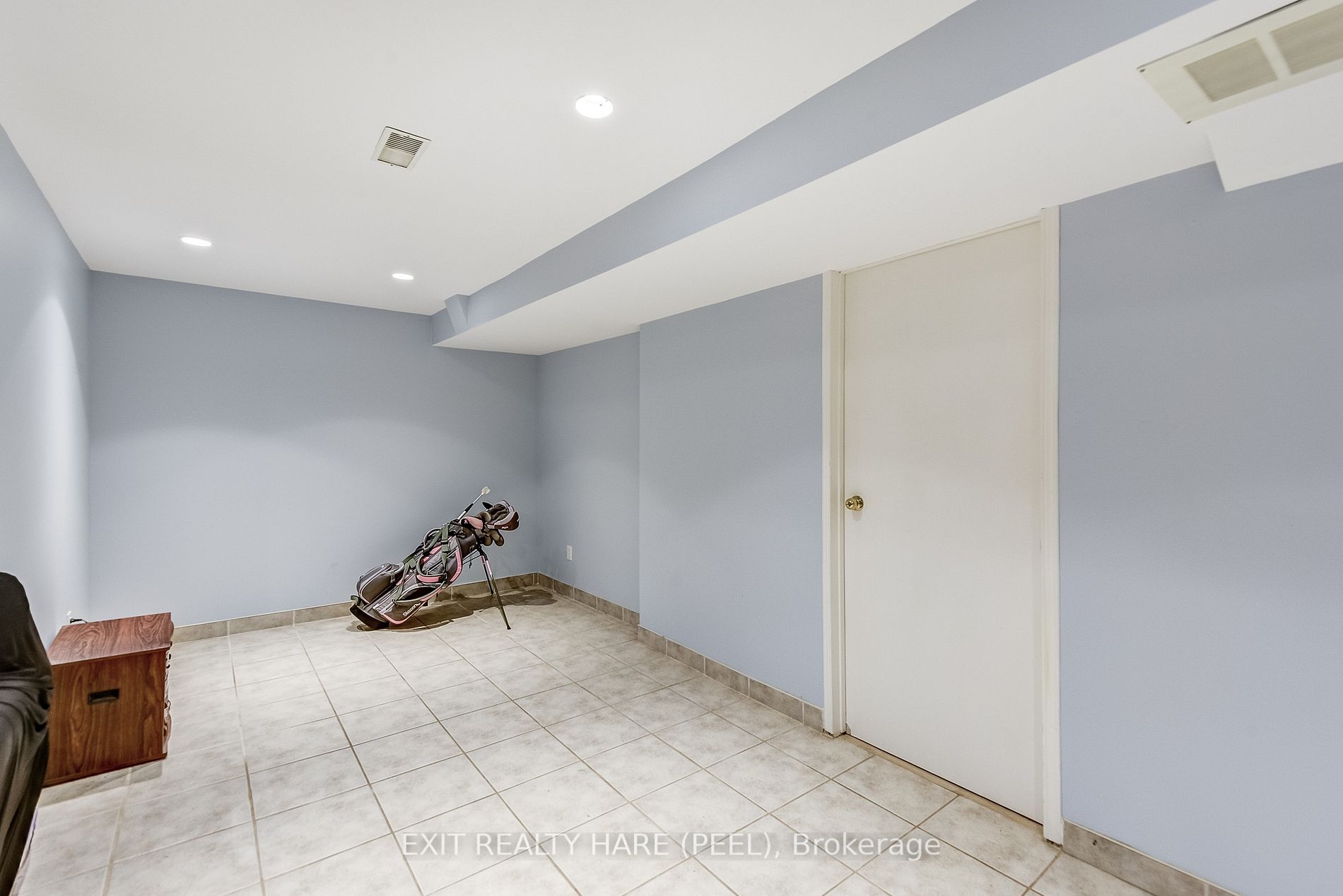 65 Major William Sharpe Drive