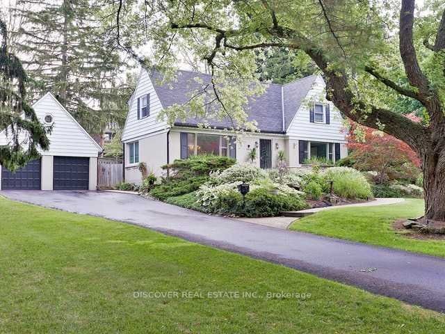 1315 Woodeden Dr