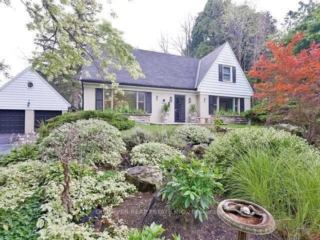 1315 Woodeden Dr