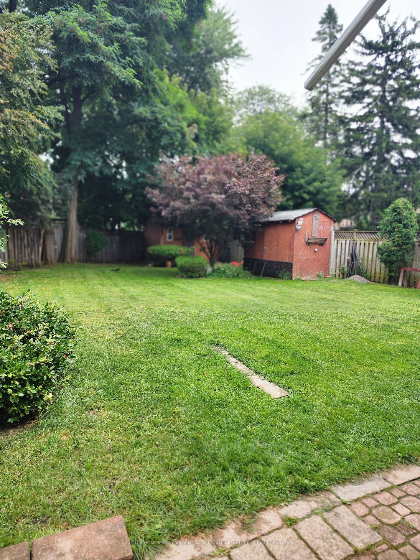 3 Fernalroy Blvd