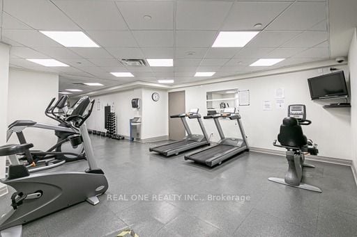 61 Heintzman St, #312