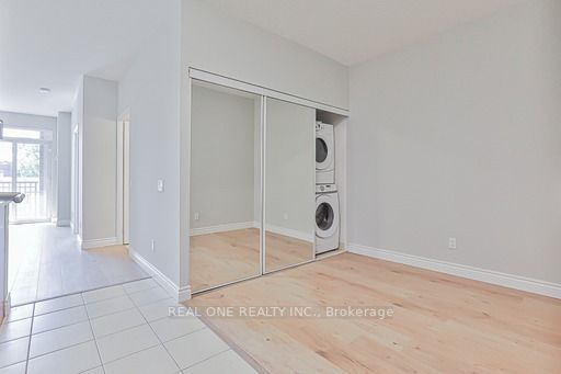 61 Heintzman St, #312