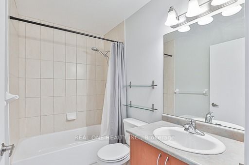 61 Heintzman St, #312