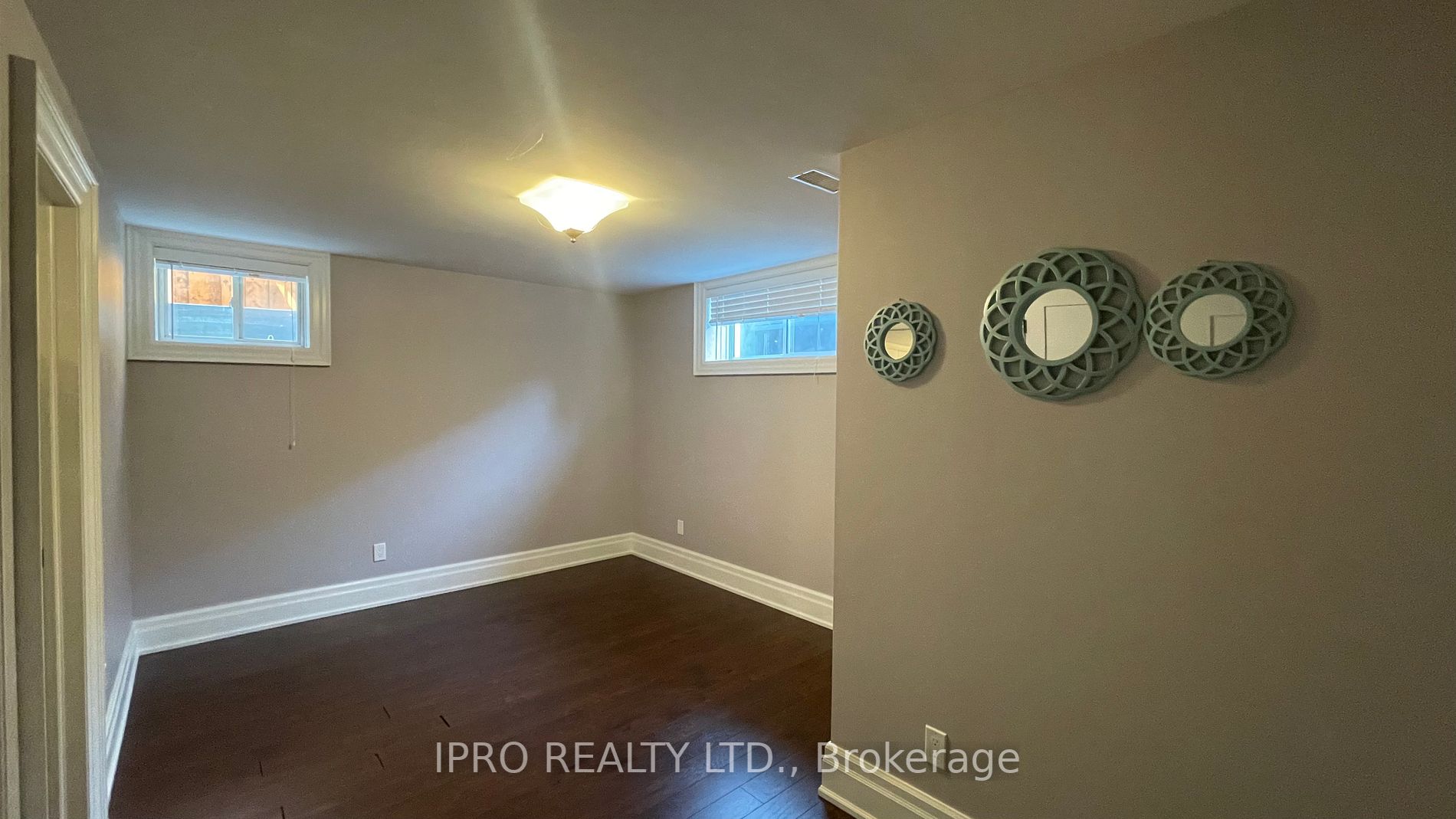 2603 Castle Hill Crescent