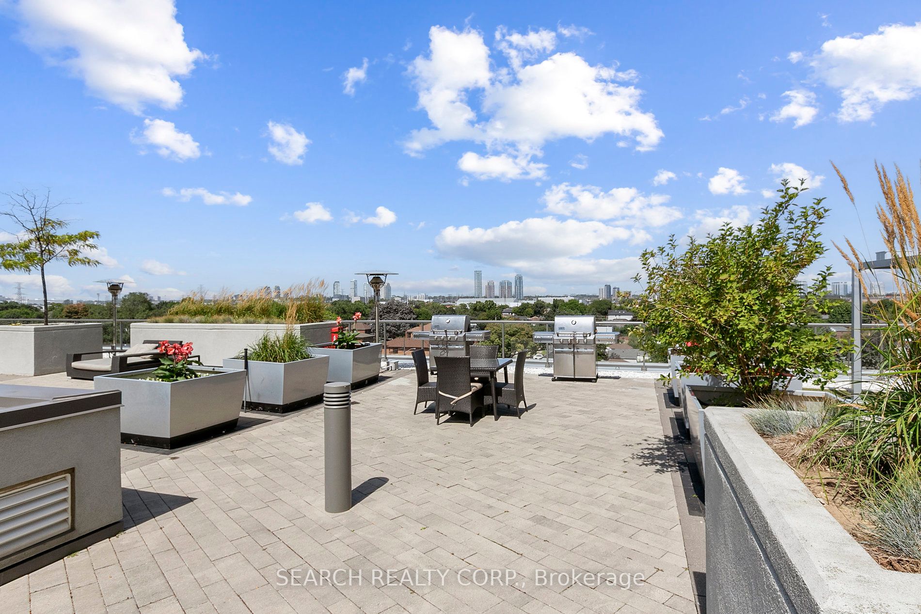 1185 The Queensway, #427