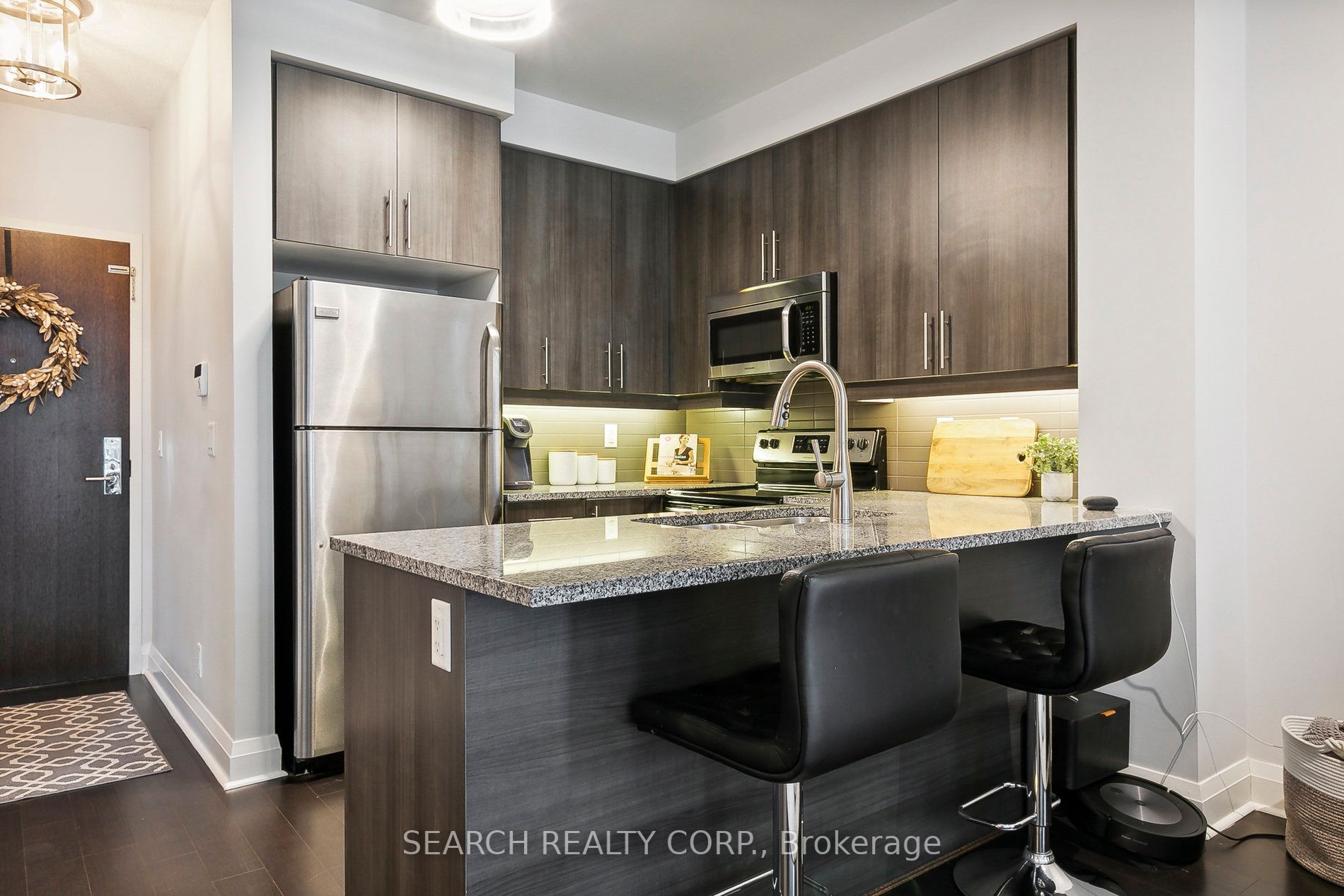 1185 The Queensway, #427