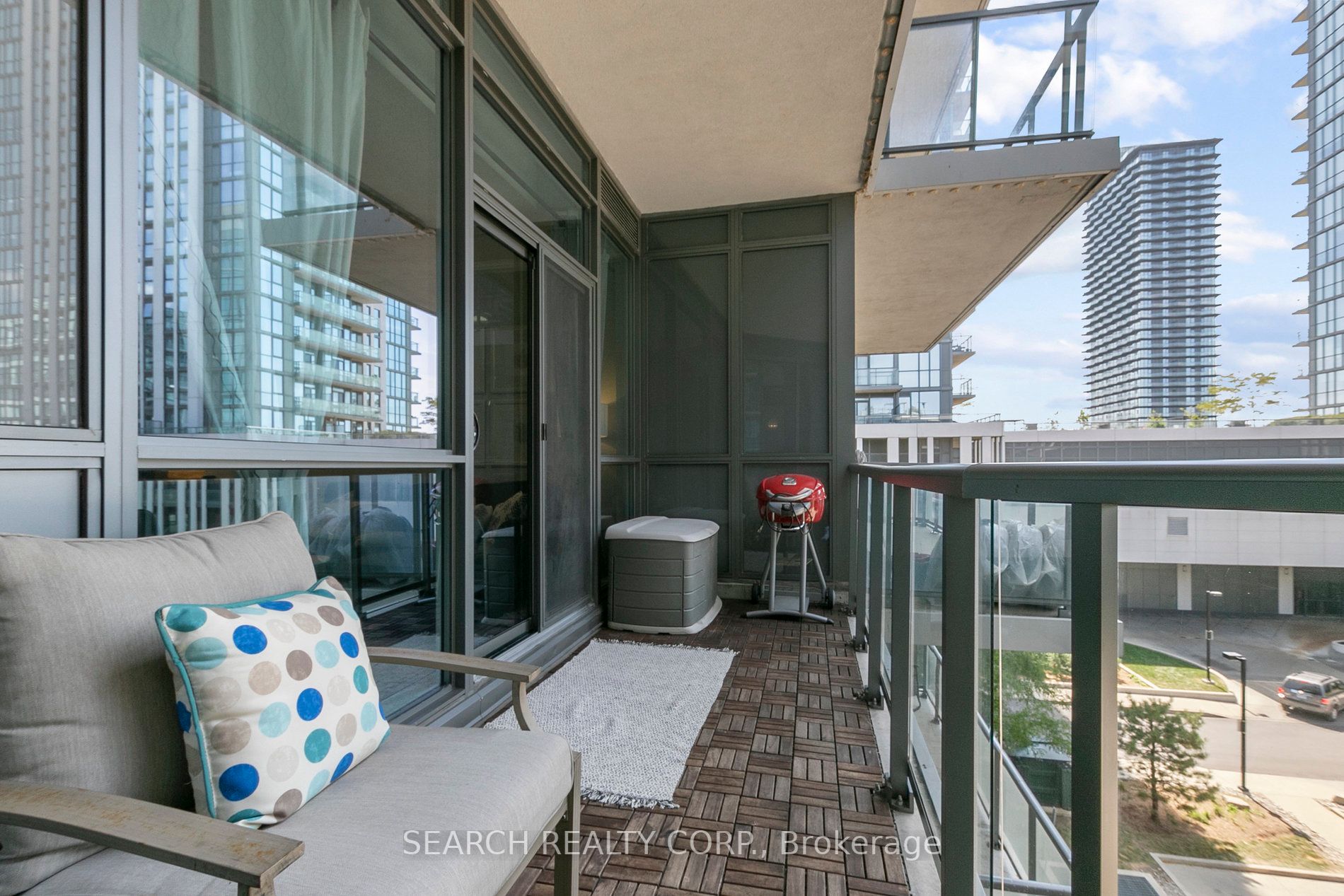 1185 The Queensway, #427