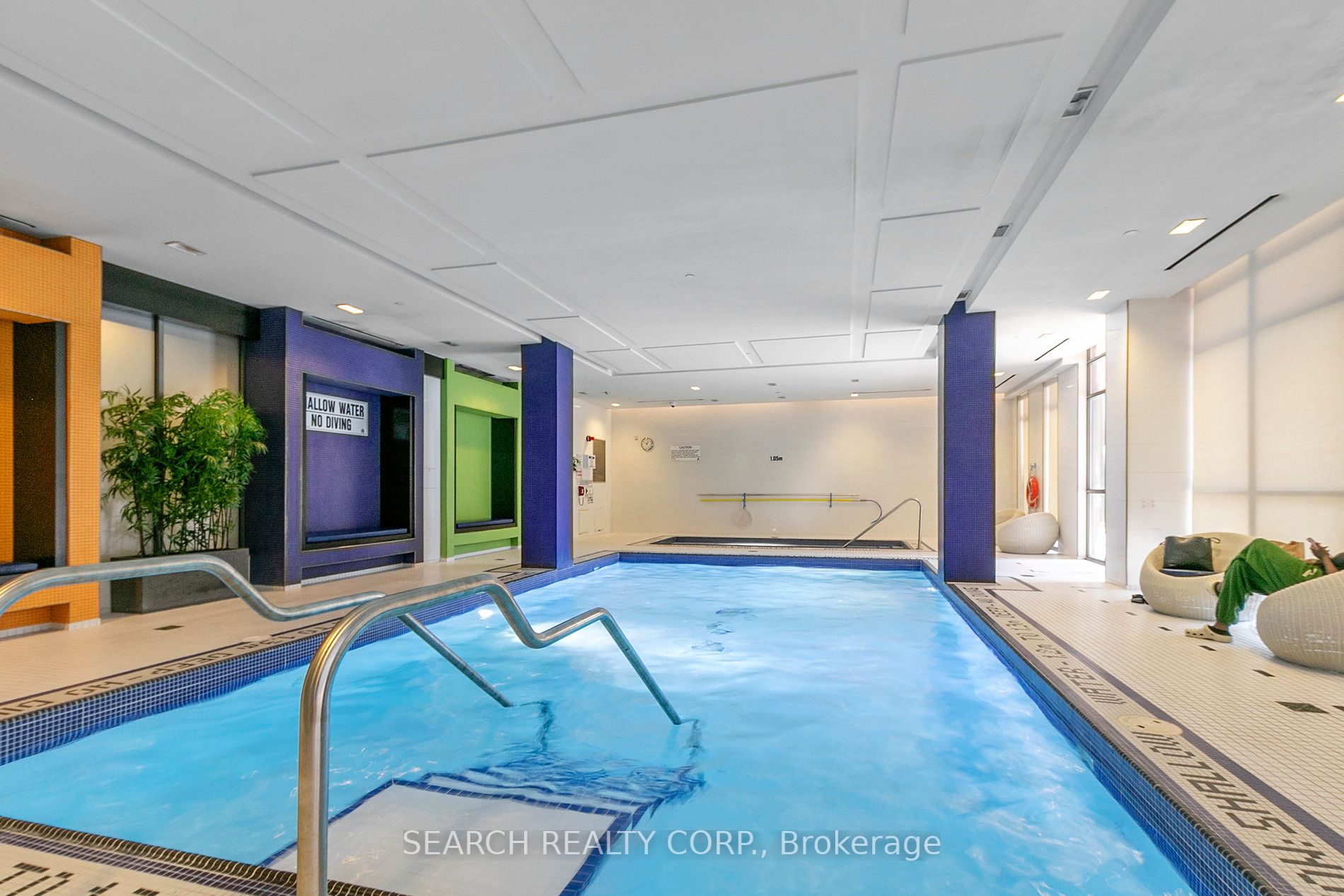 1185 The Queensway, #427