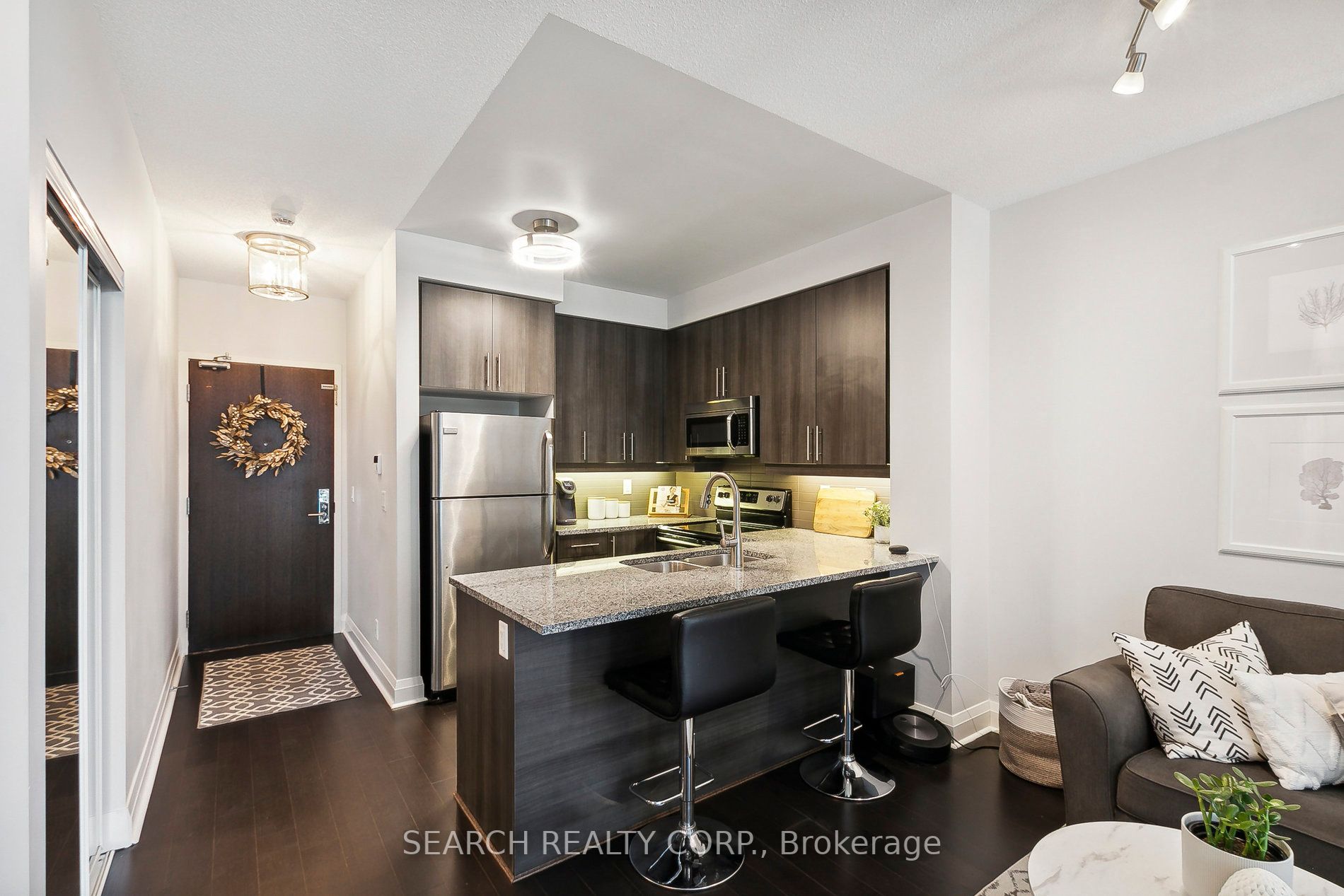 1185 The Queensway, #427