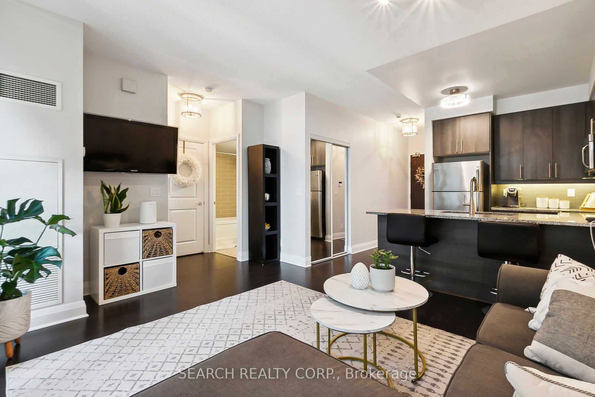 1185 The Queensway, #427