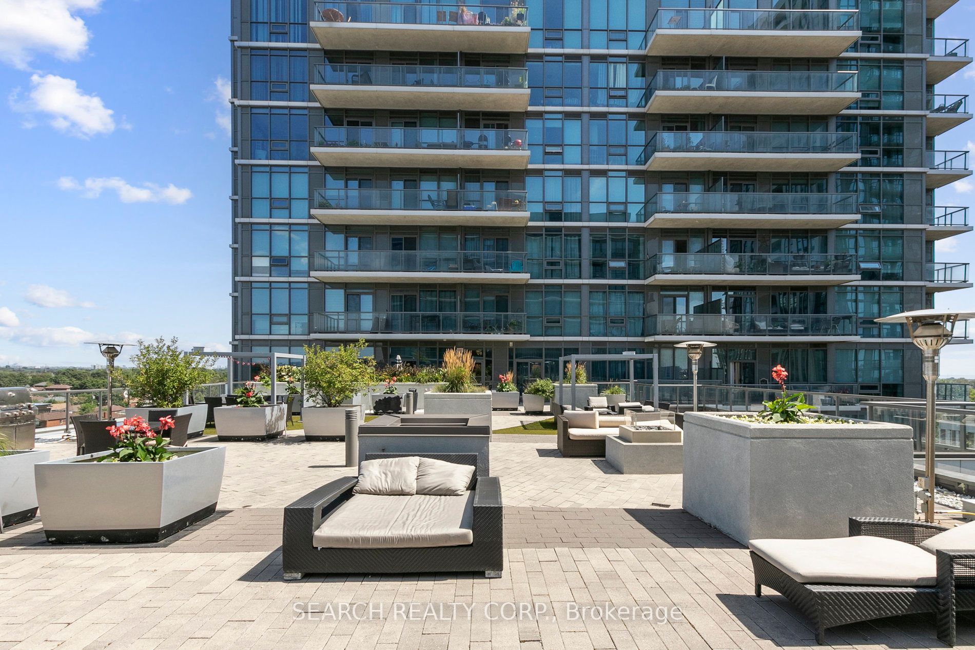 1185 The Queensway, #427