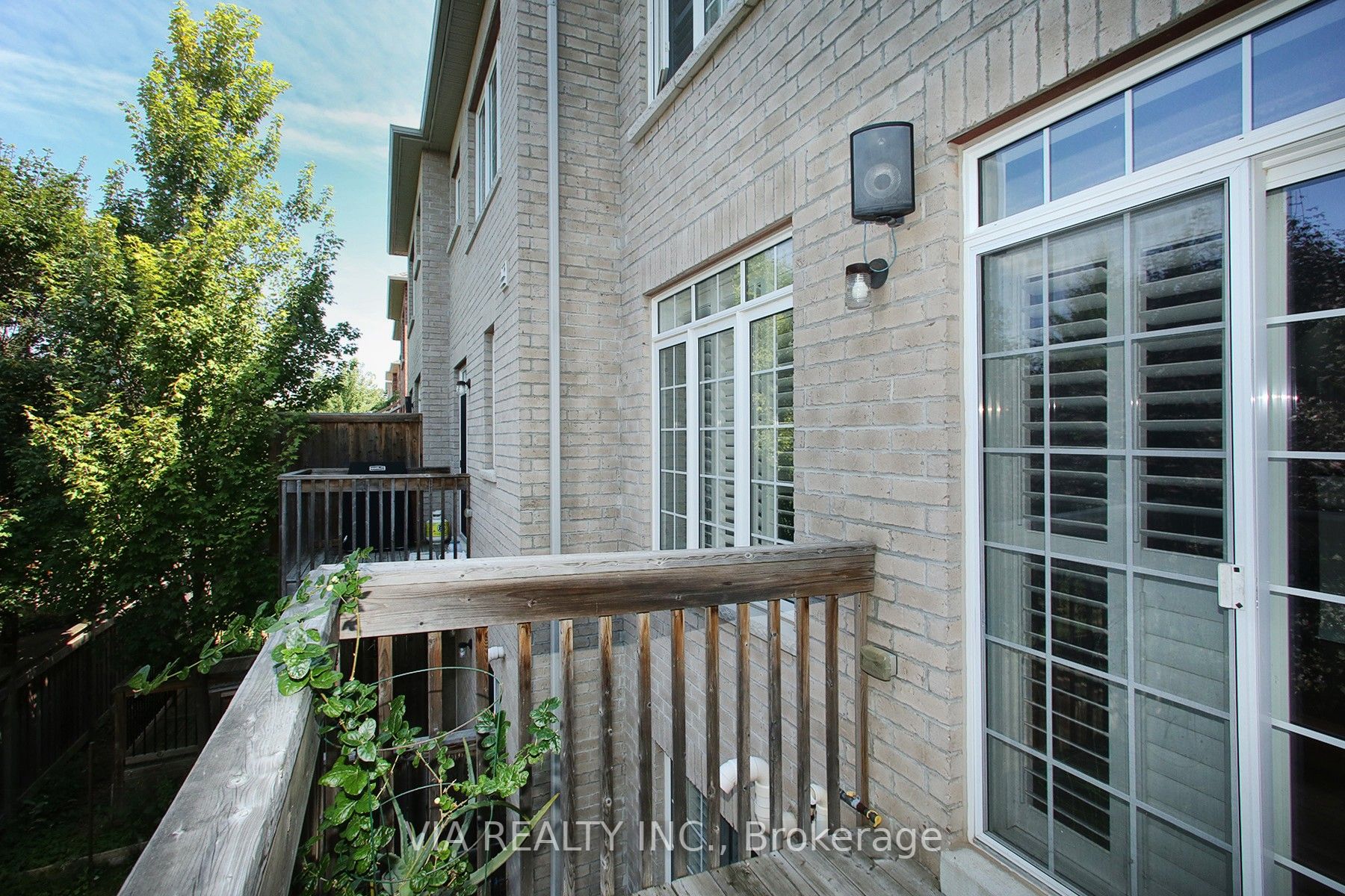 38 Jersey Lane