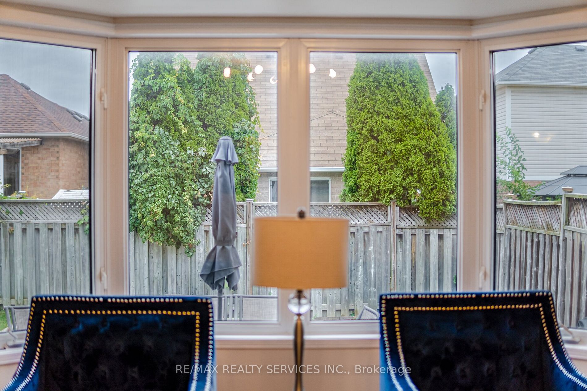 6 Courtsfield Cres