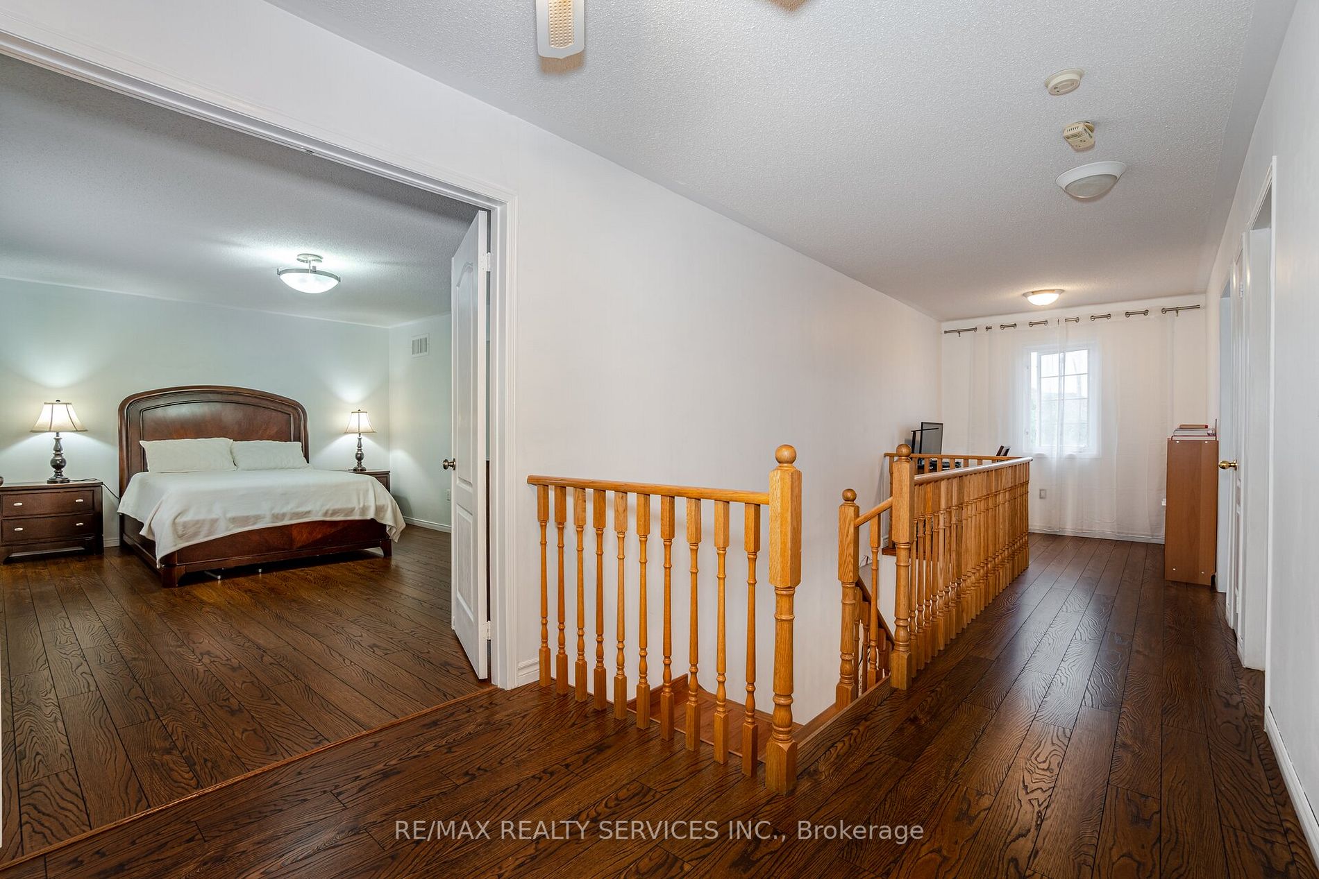 6 Courtsfield Cres