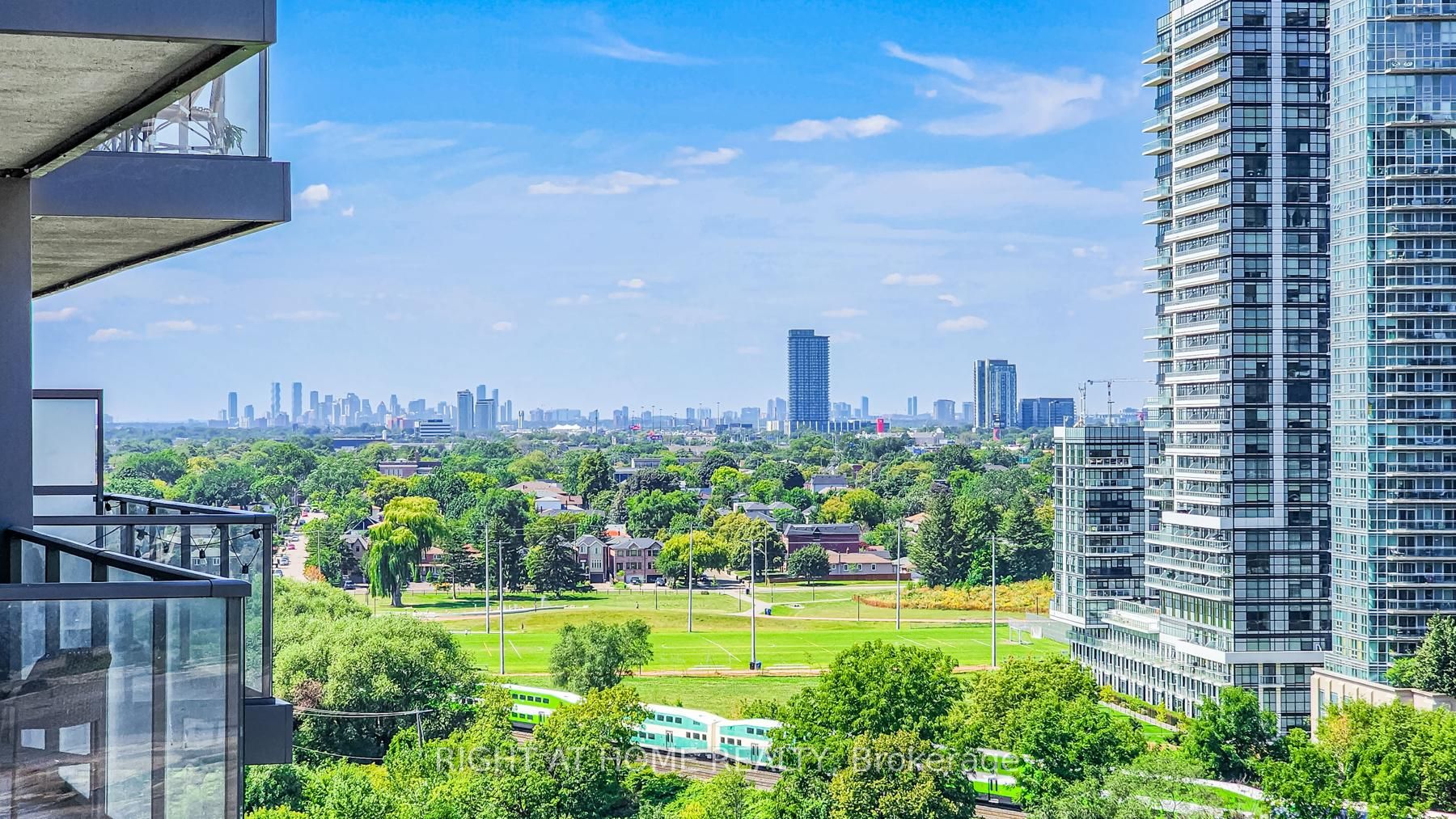 36 Park Lawn Rd, #1308