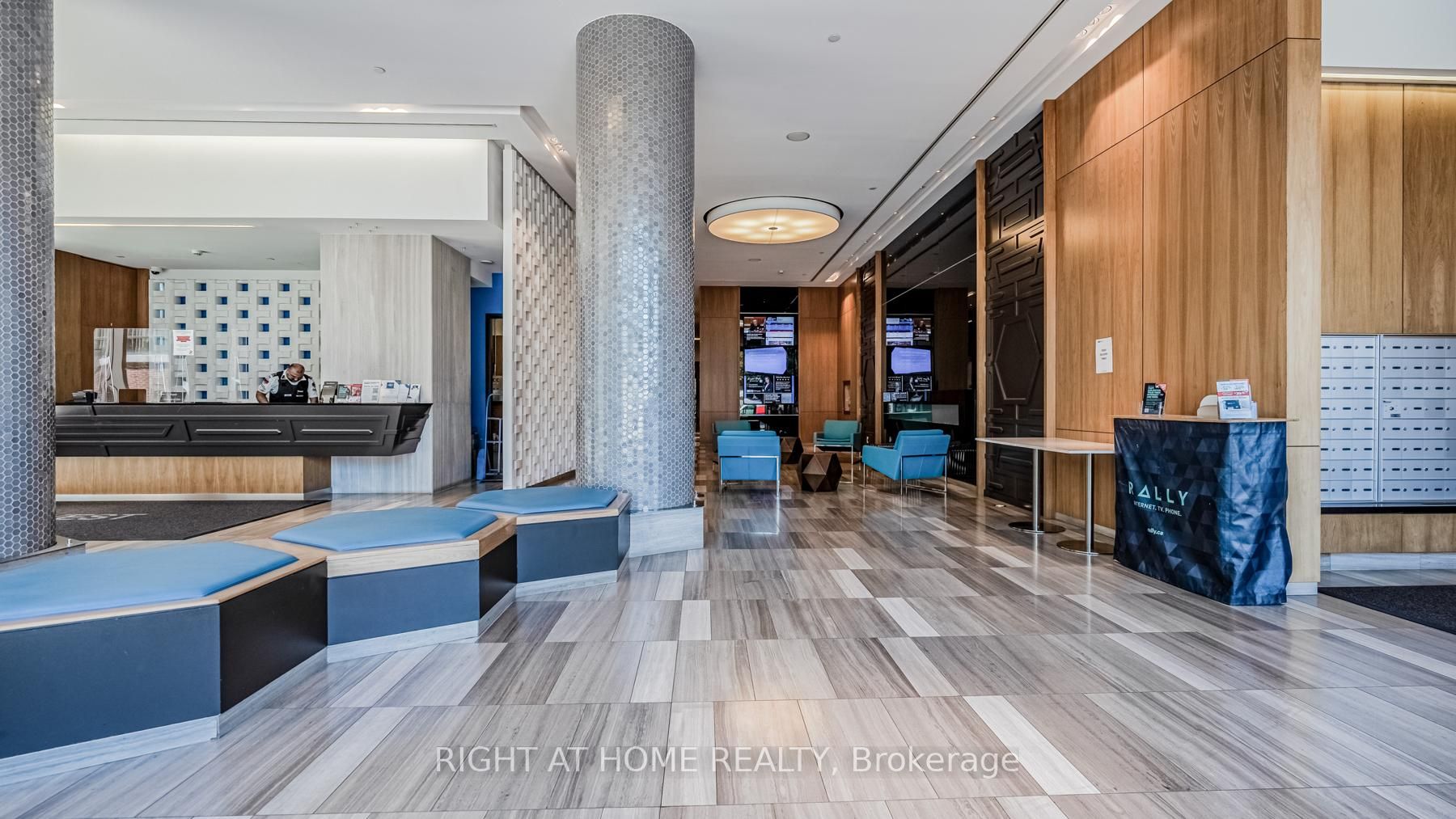 36 Park Lawn Rd, #1308