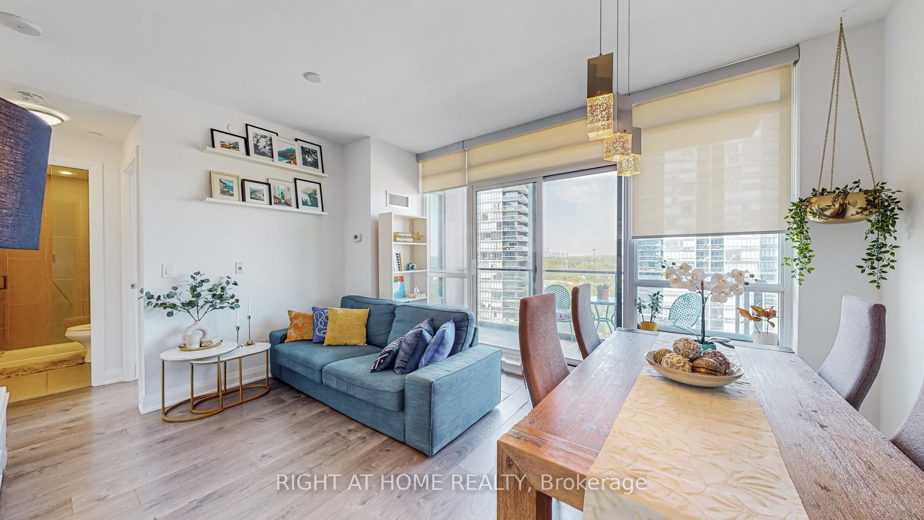 36 Park Lawn Rd, #1308