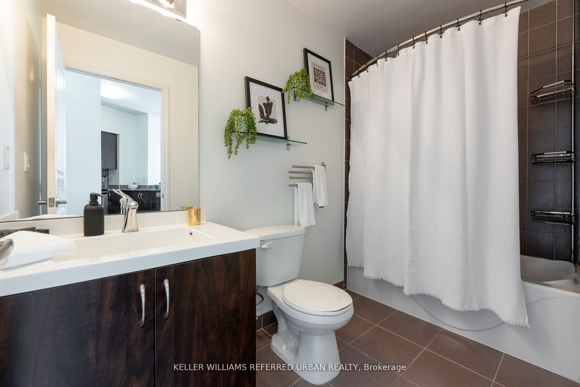 2240 Lake Shore Blvd W, #315