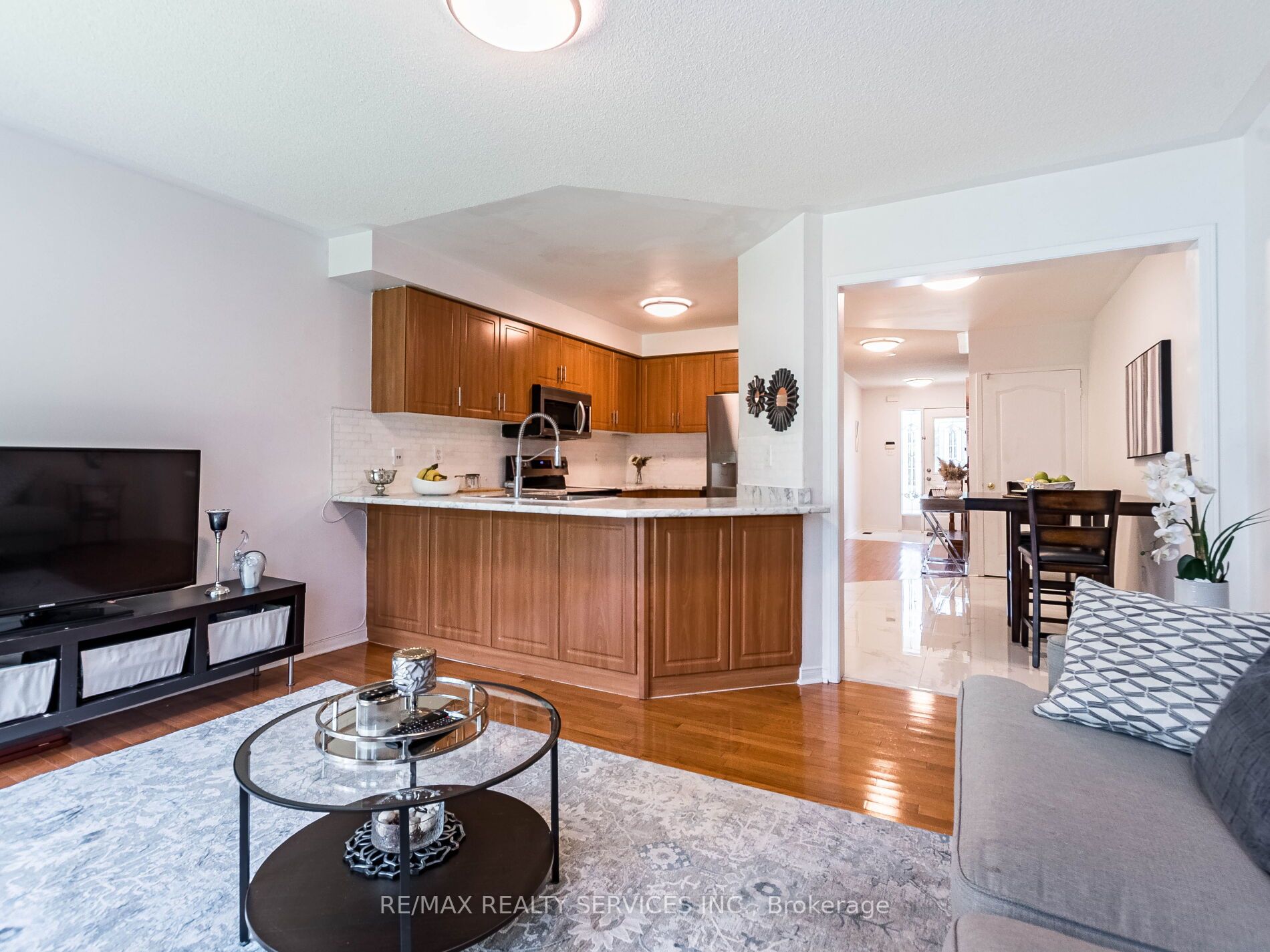 28 Plum Hollow Crt