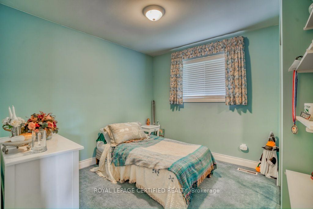 32 Duncannon Cres