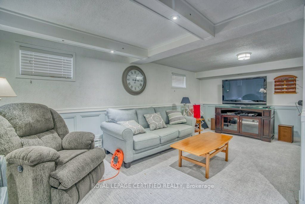 32 Duncannon Cres