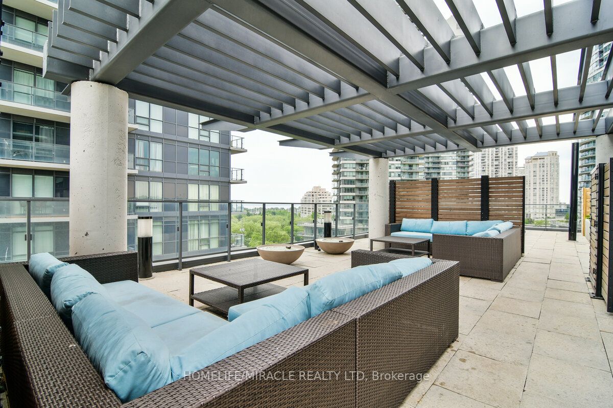 2220 Lake Shore Blvd W, #4208
