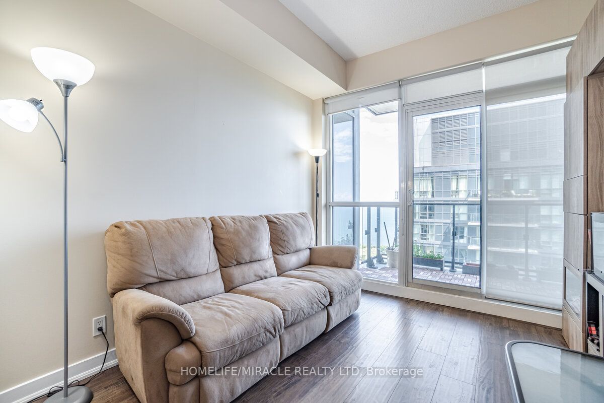 2220 Lake Shore Blvd W, #4208
