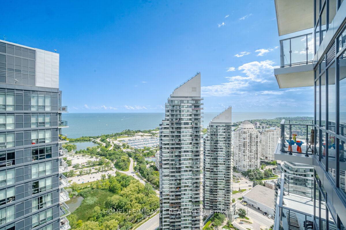 2220 Lake Shore Blvd W, #4208