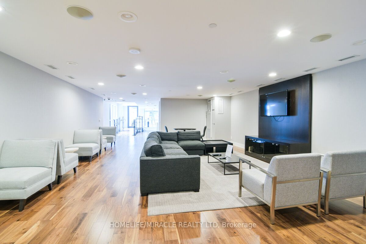 2220 Lake Shore Blvd W, #4208