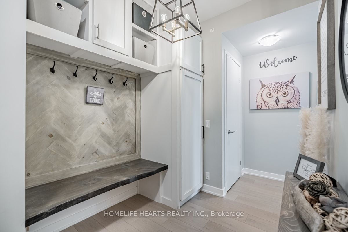 10 Park Lawn Rd, #1309
