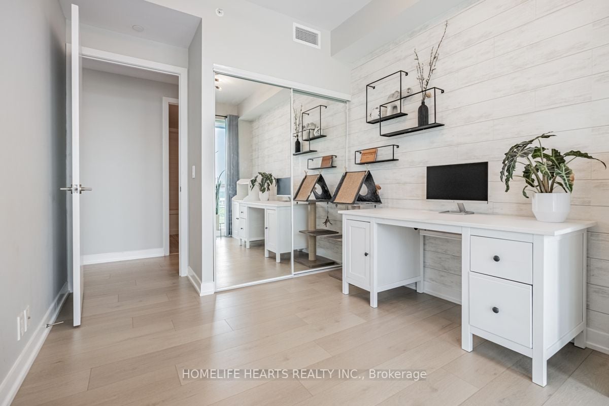 10 Park Lawn Rd, #1309