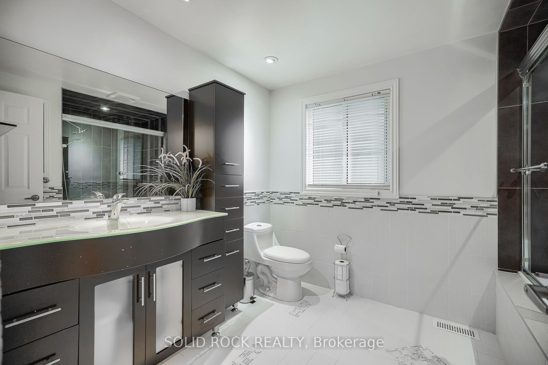 3036 Plum Tree Crt