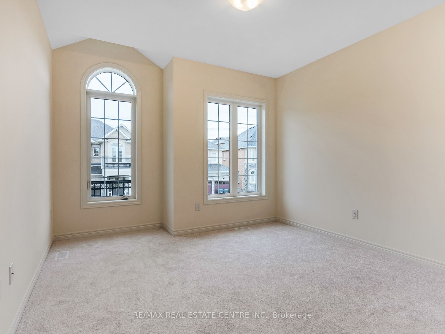 73 Donald Stewart Rd