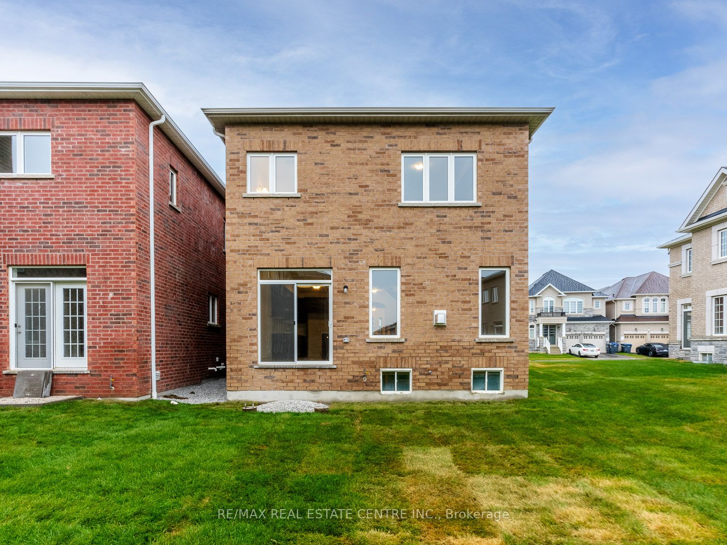 73 Donald Stewart Rd