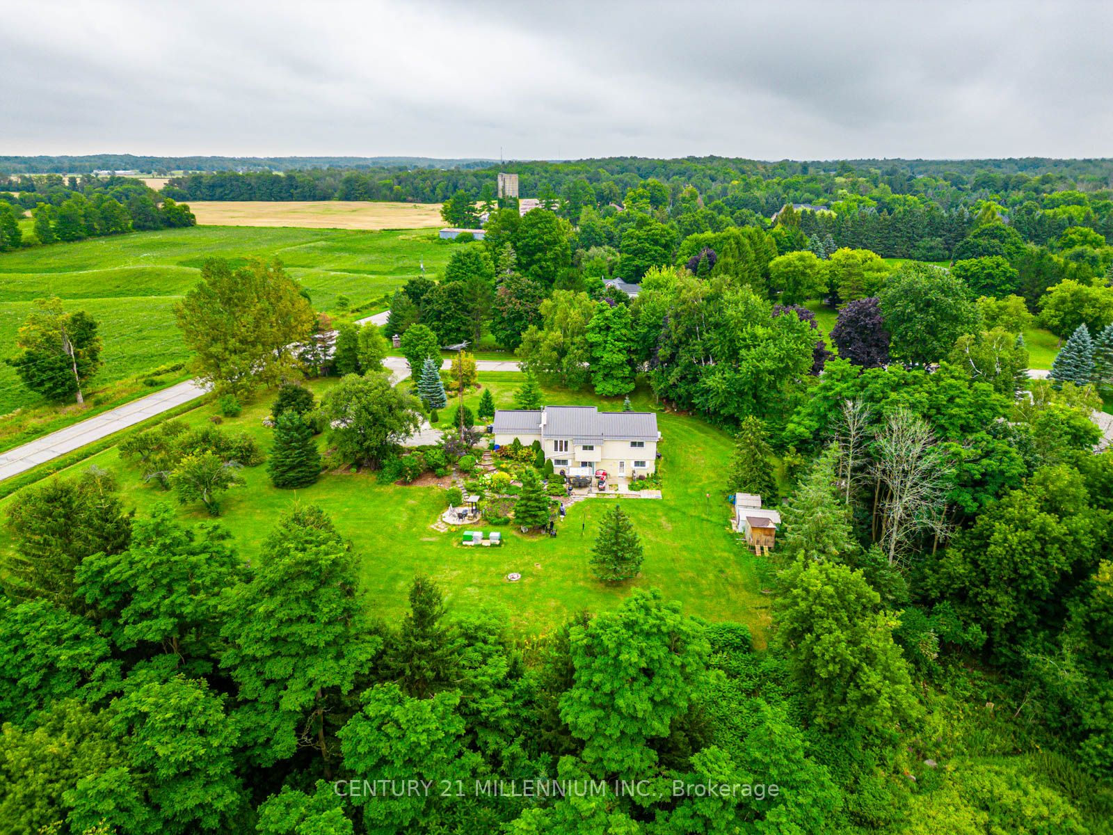 4 Birchview Drive