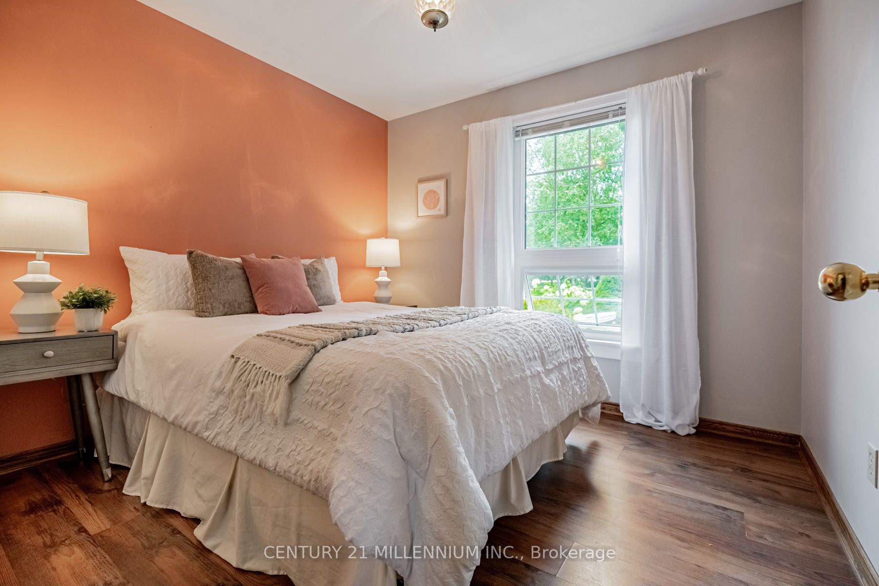 4 Birchview Drive