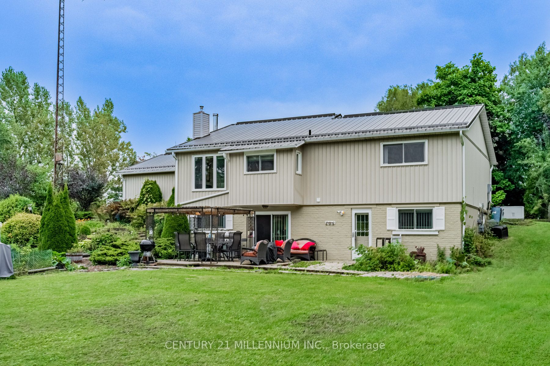 4 Birchview Drive
