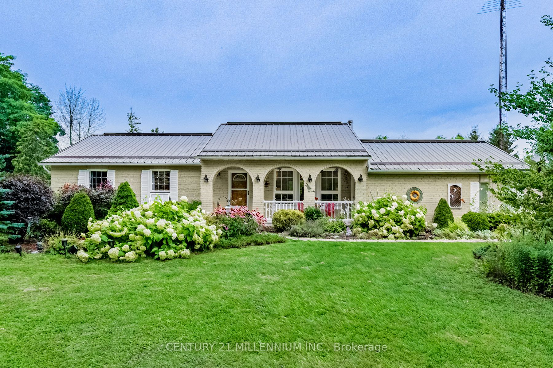 4 Birchview Drive