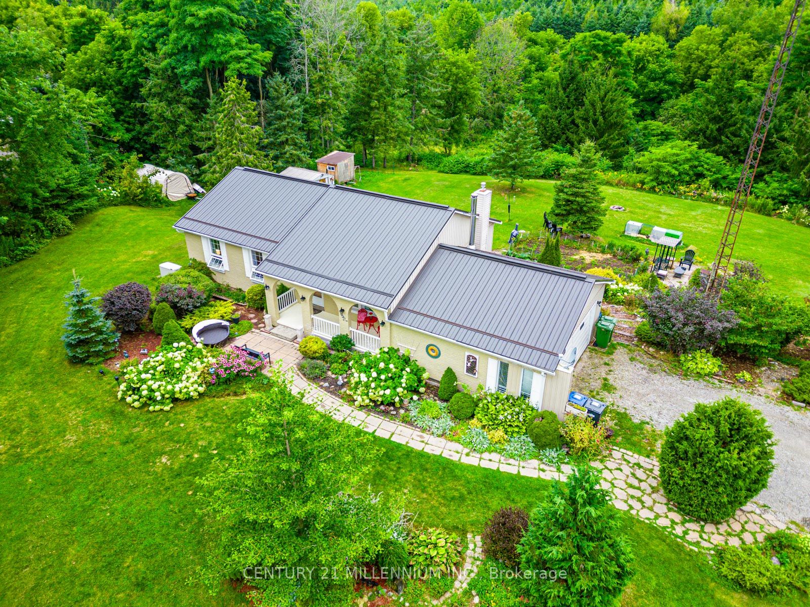4 Birchview Drive