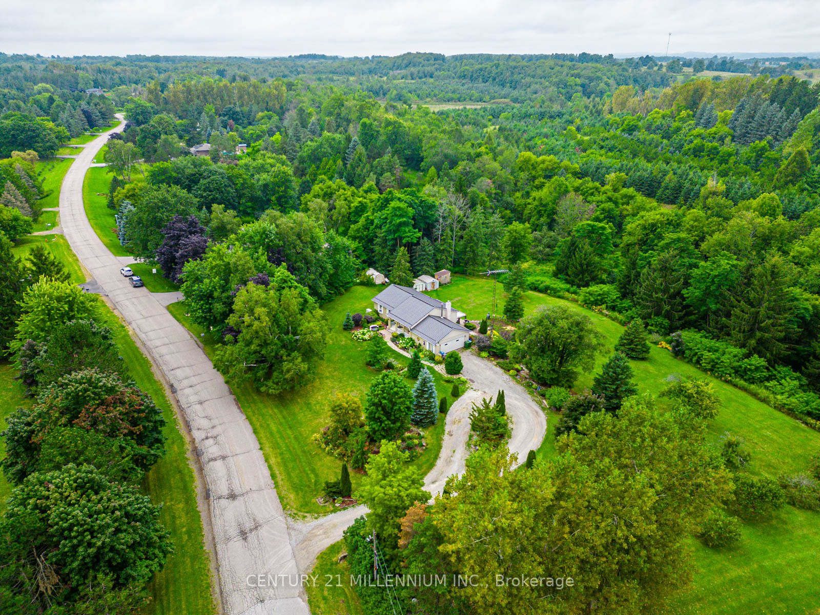 4 Birchview Drive