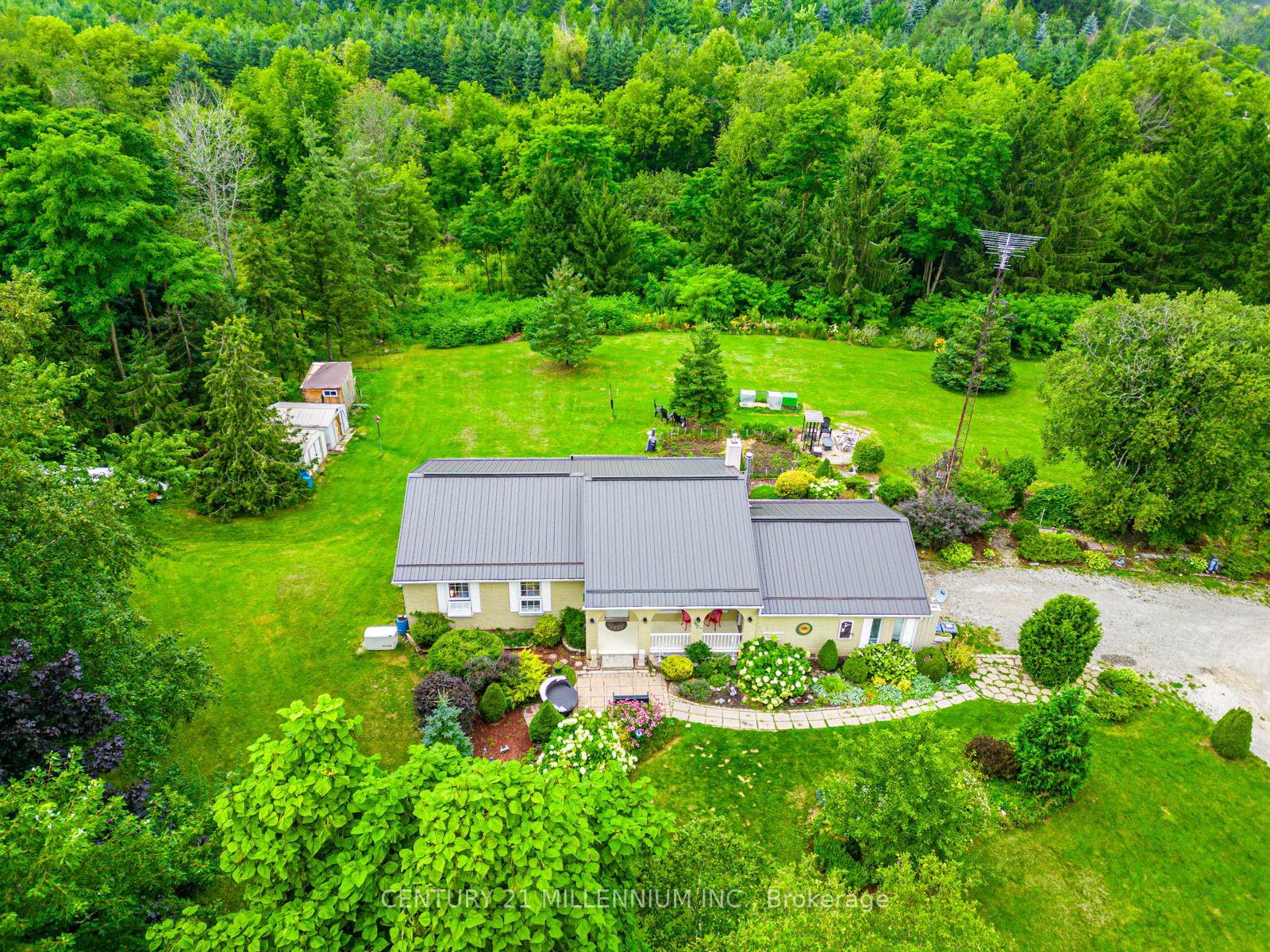 4 Birchview Drive