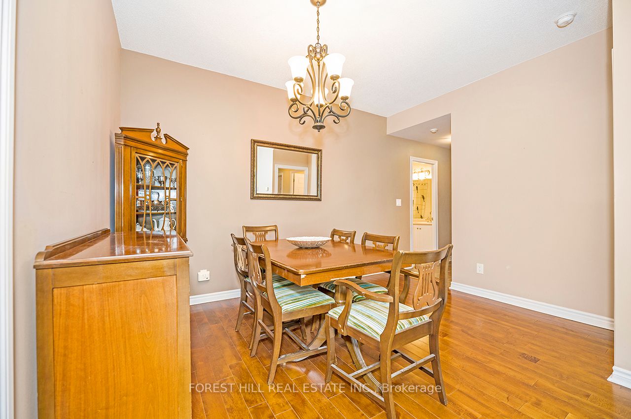 3504 Hurontario St, #505