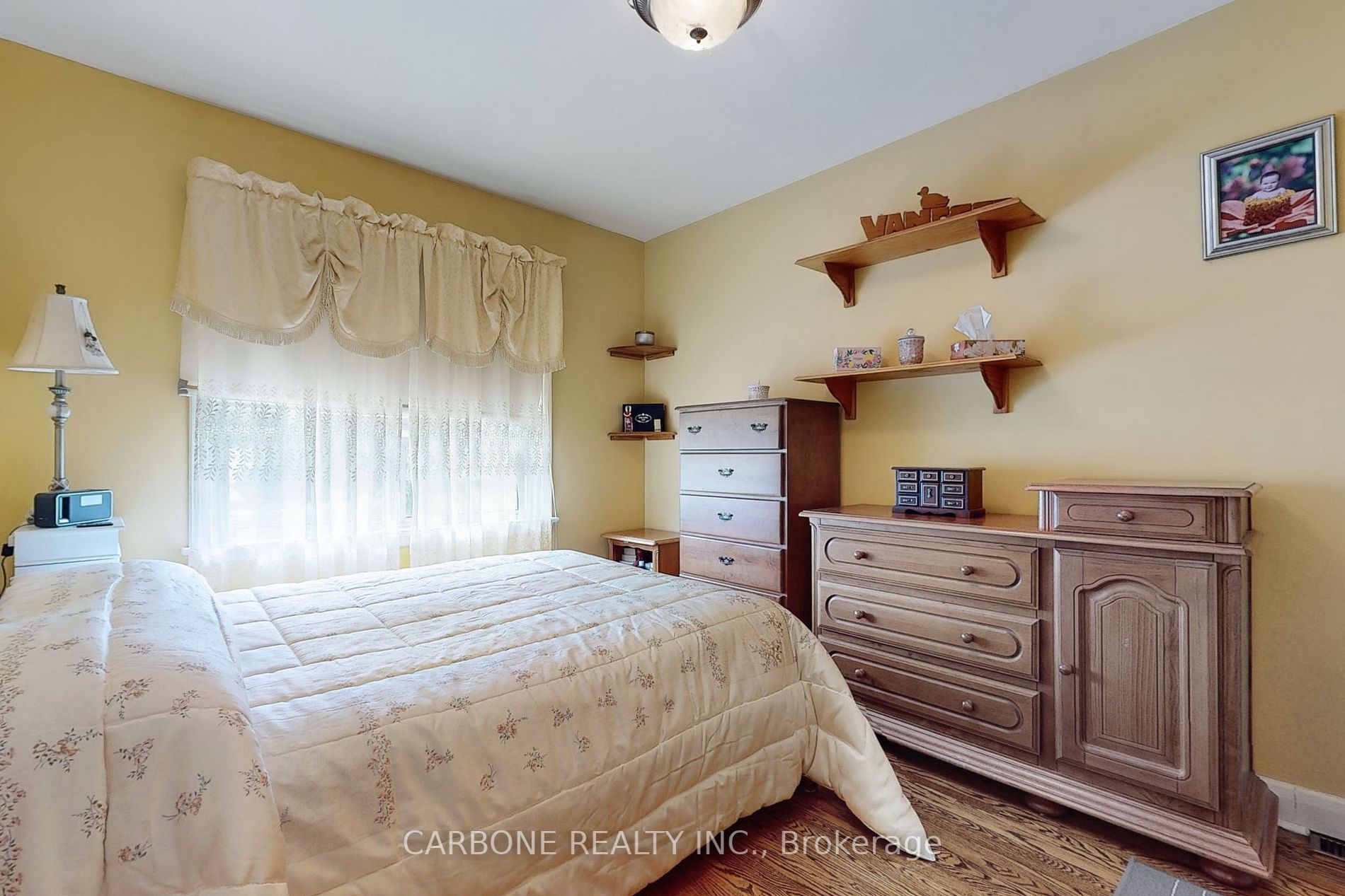 105 Hallsport Crescent