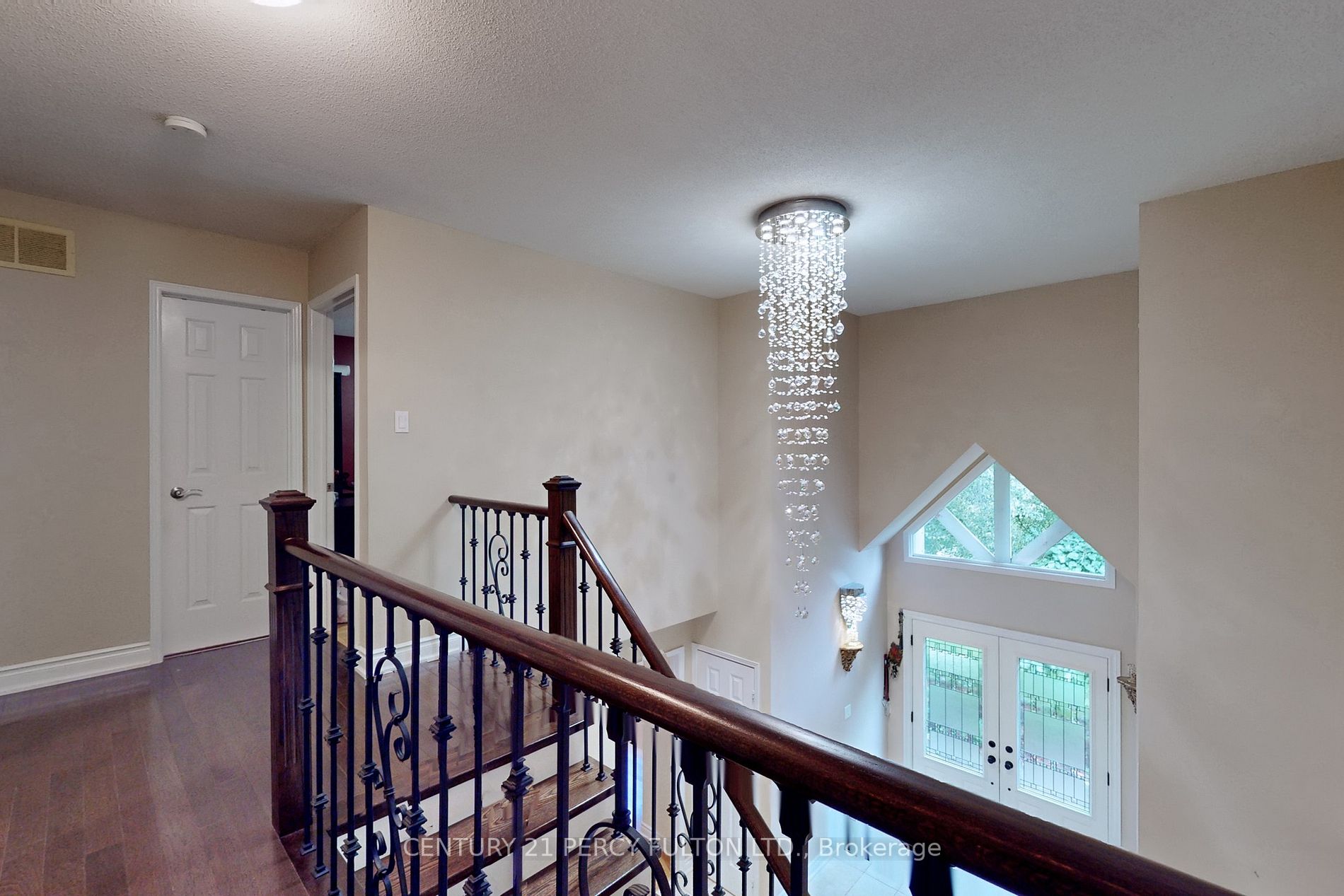 6576 Mockingbird Lane