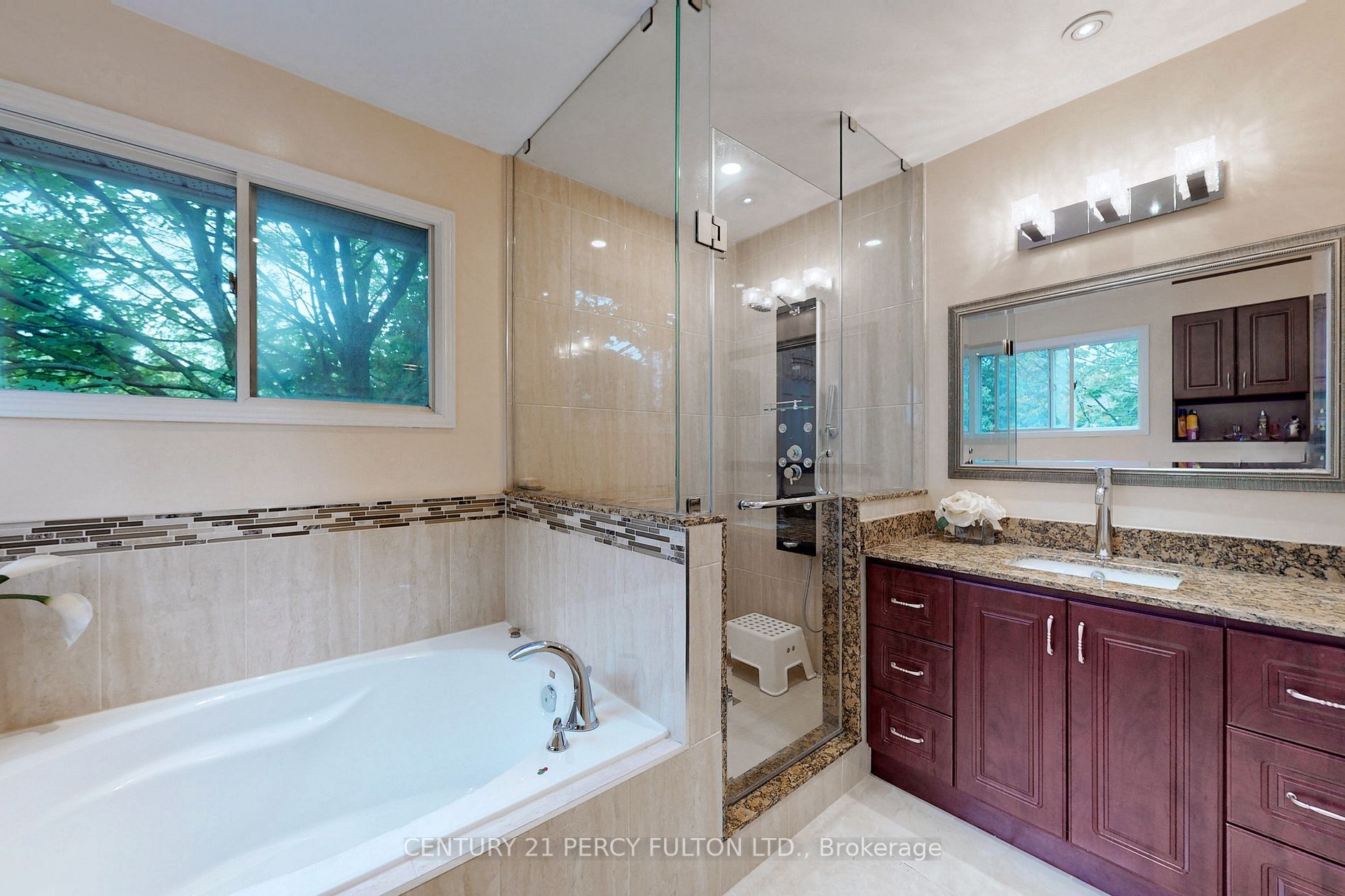 6576 Mockingbird Lane