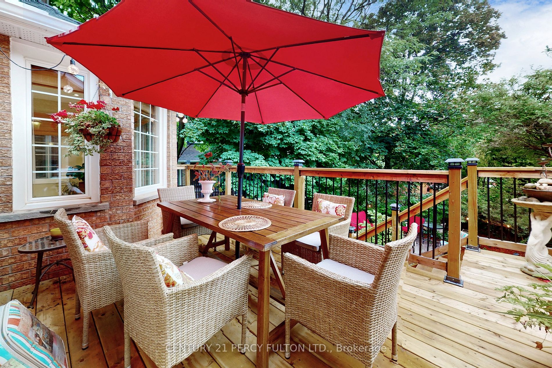 6576 Mockingbird Lane